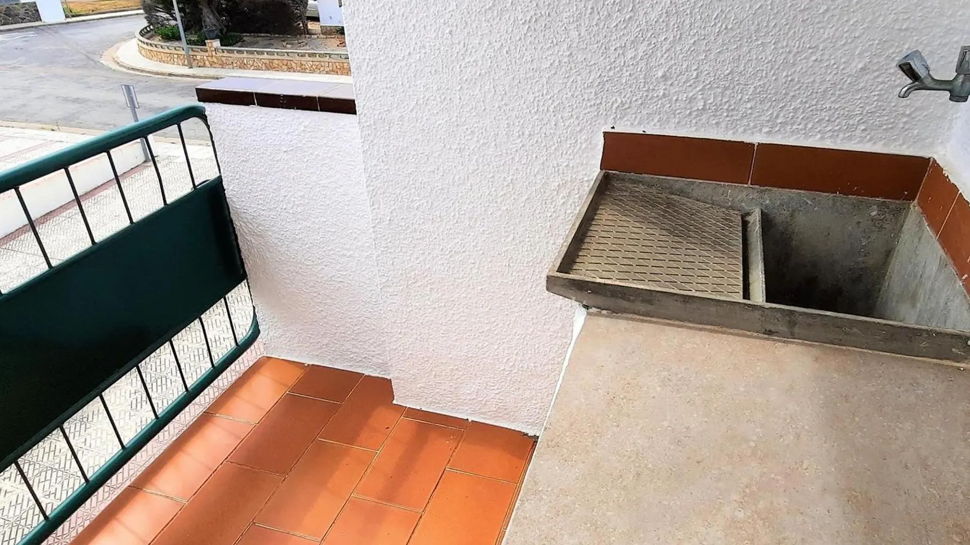 Apartmán Apartamento Excelente En Primera Linea De Mar En Sant Carles, Llanca - Es-170-73