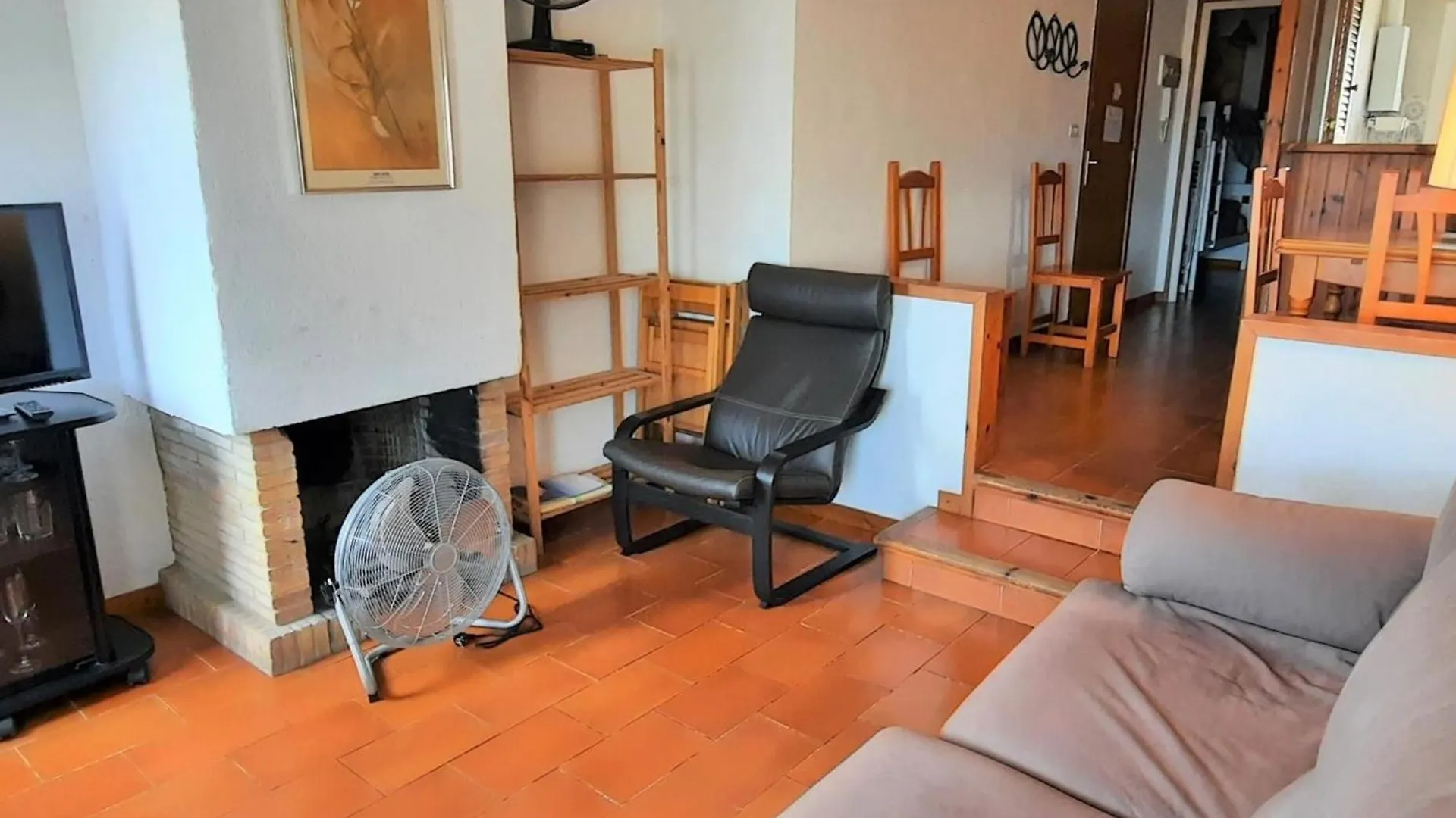 Apartamento Excelente En Primera Linea De Mar En Sant Carles, Llanca - Es-170-73 0*,  Španělsko